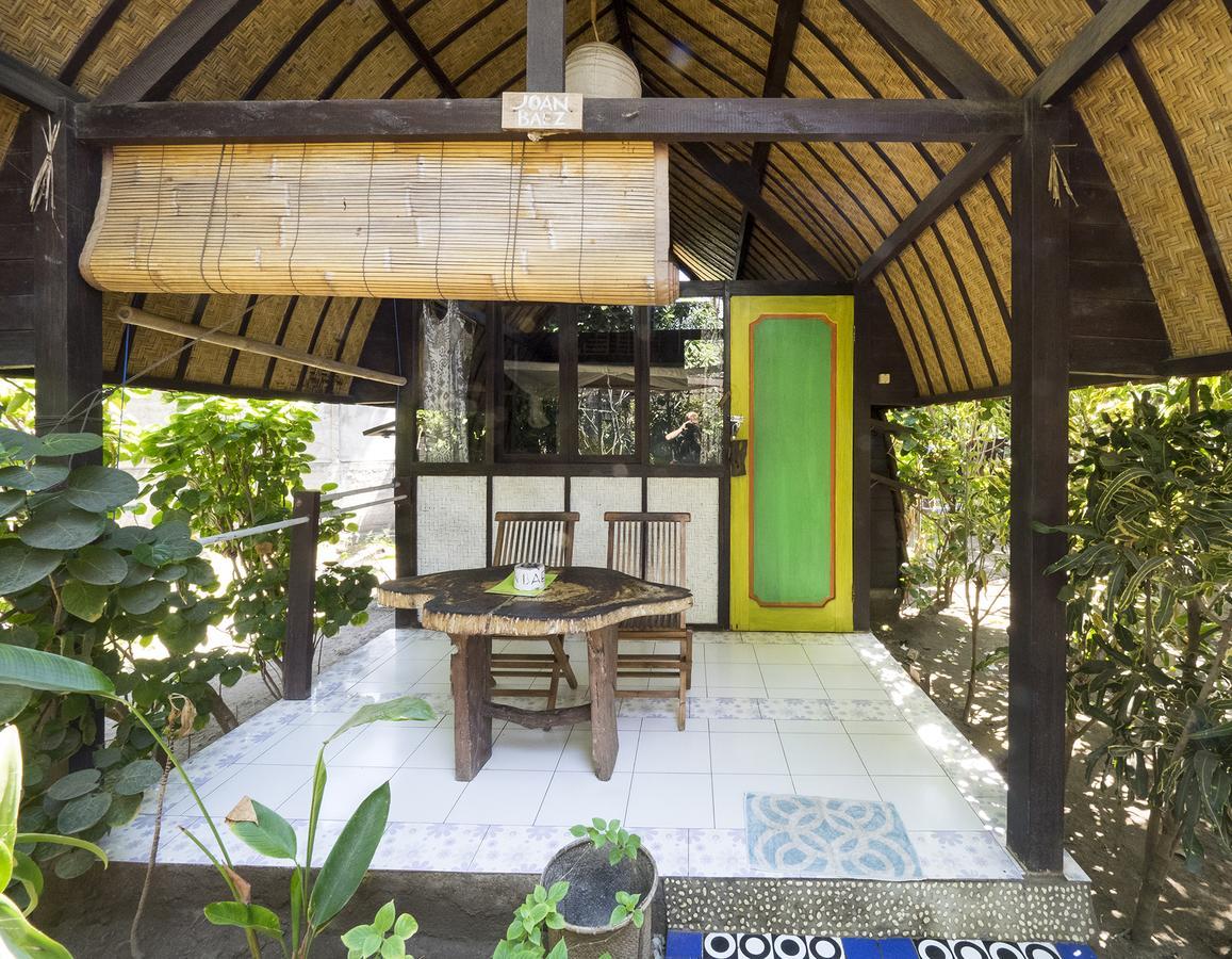 Woodstock Gili - Garden And Bungalows Hotel Gili Trawangan Luaran gambar